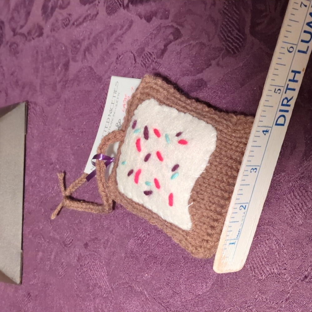Handmade Knit Crocht PopTart Bag Charm Ornament Tan Ivory Sprinkles #01 - Picture 5 of 7